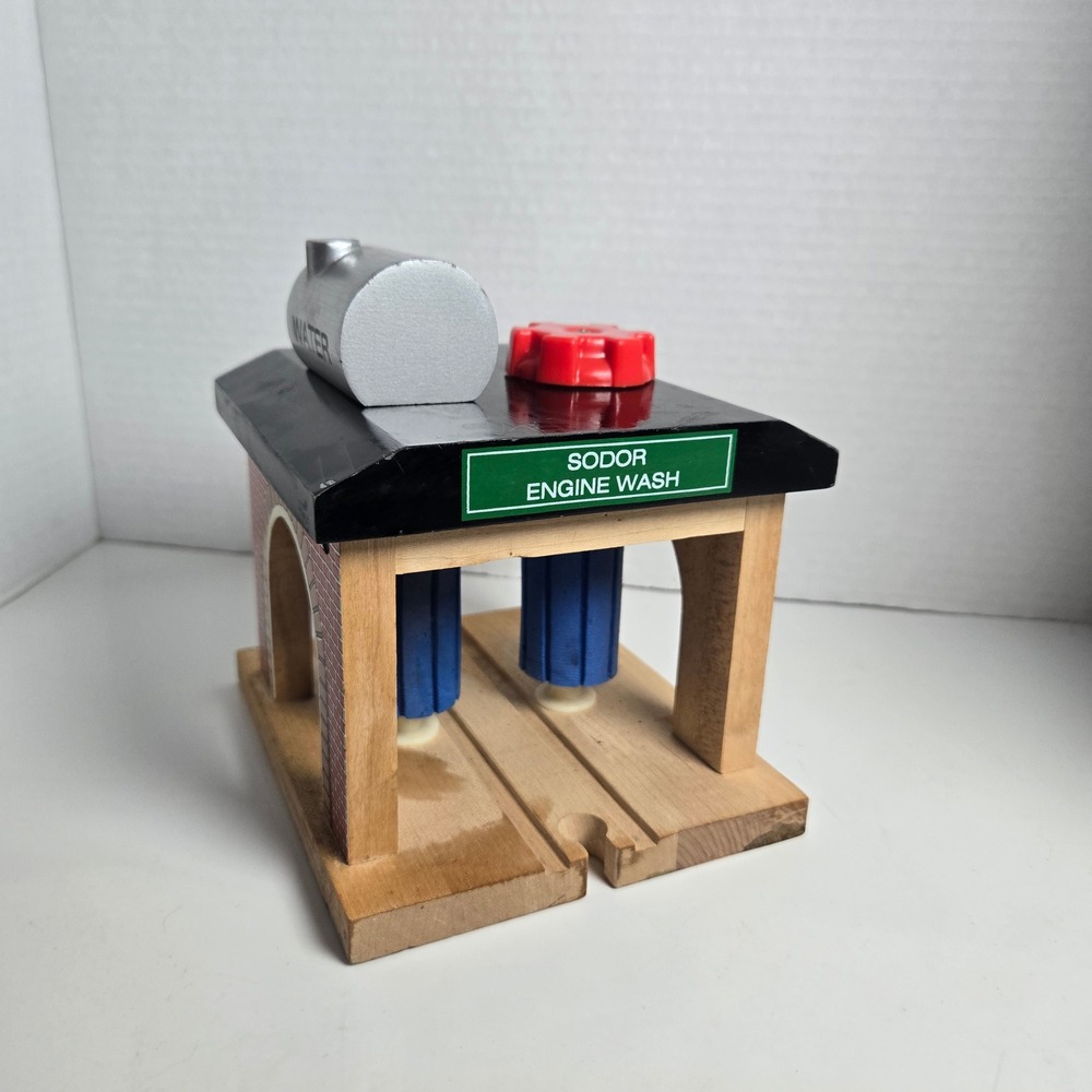 2001 Thomas & Friends Wooden Railway Sodor Engine Wash Train Wood Engine